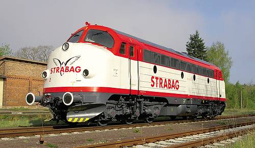 Diesel locomotive My (Nohab) of railroad construction company STRABAG<br /><a href='images/pictures/Roco/62857.jpg' target='_blank'>Full size image</a>